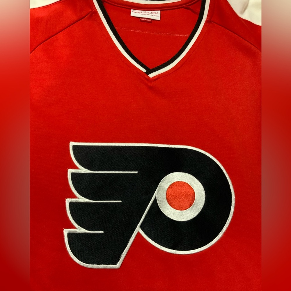 Mitchell And Ness Authentic Philadelphia Flyers 1974-75 Bill Barber Jersey, - Picture 3 of 8